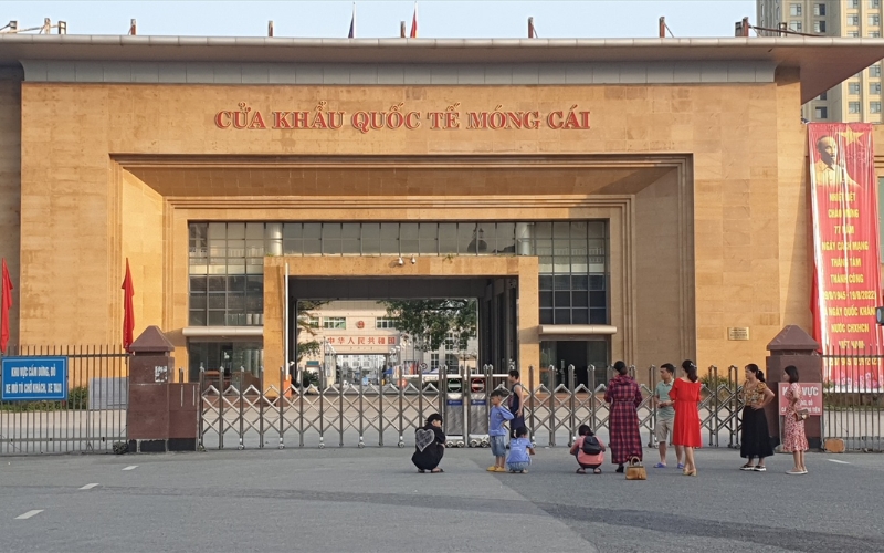 Cửa khẩu móng cái